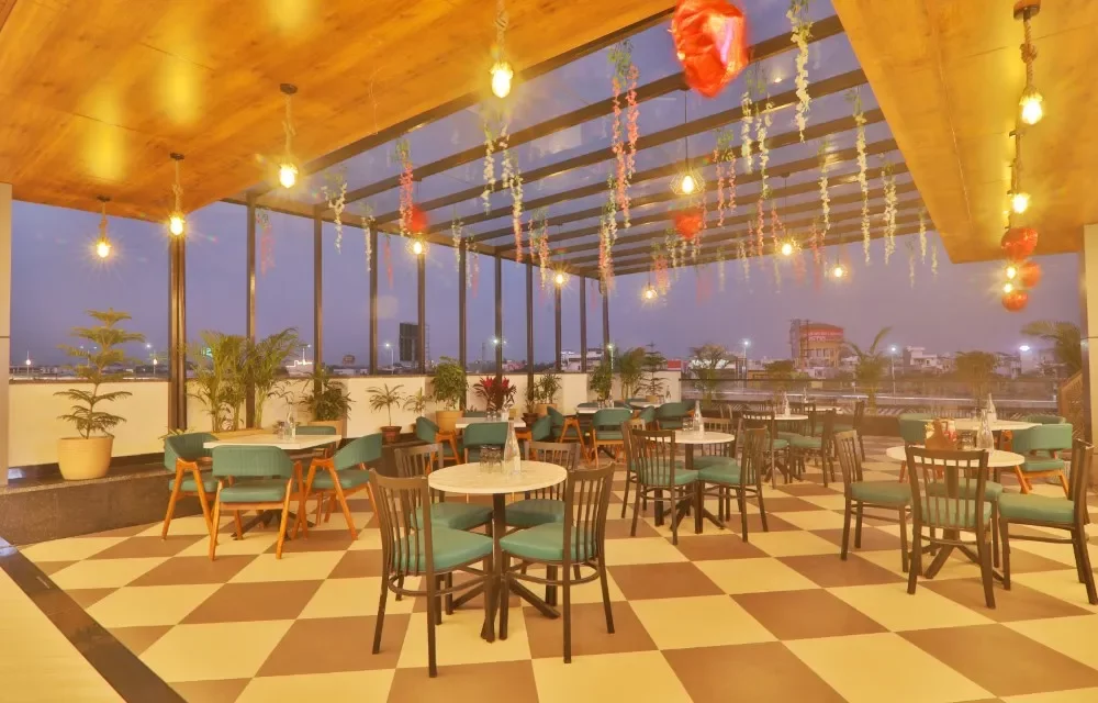Hotel Royal Grand How to Pick the Right Hotel Room in Lucknow Based on Your Travel Purpose Image